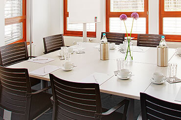 buero-besprechungszimmer-mieten-business-center-bavaria-muenchen-innenstadt.jpg